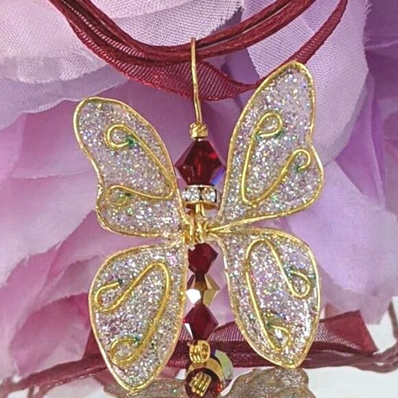 Whimsical Butterfly Pendant Artisan Made Swarovski Red Gold Crystal Necklace New - Picture 6 of 8